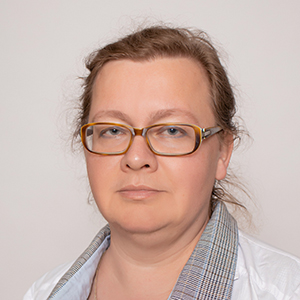 Голова Юлия Арнольдовна