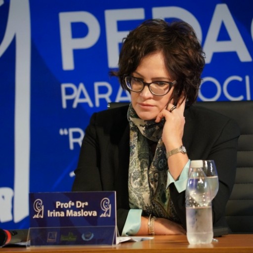 Маслова Ирина Борисовна