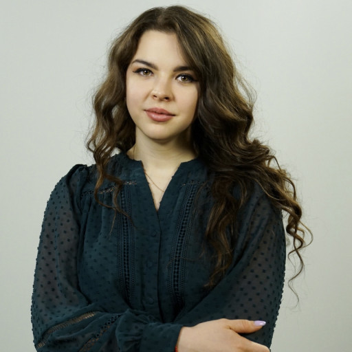 Достатняя Александра Андреевна