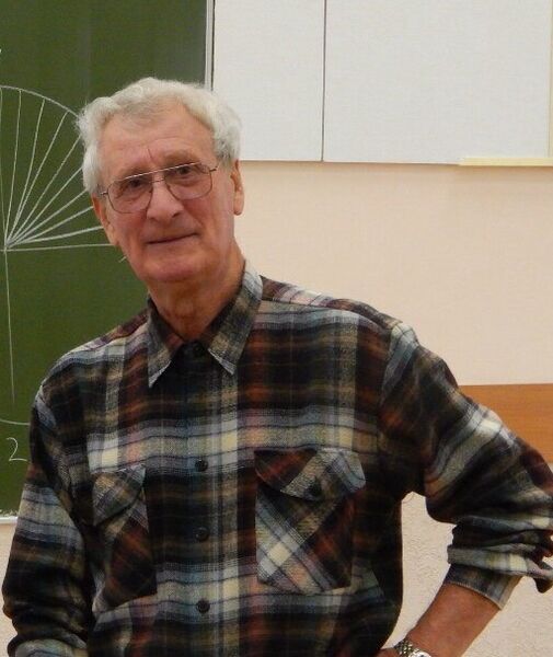 Колесов Юрий Иванович