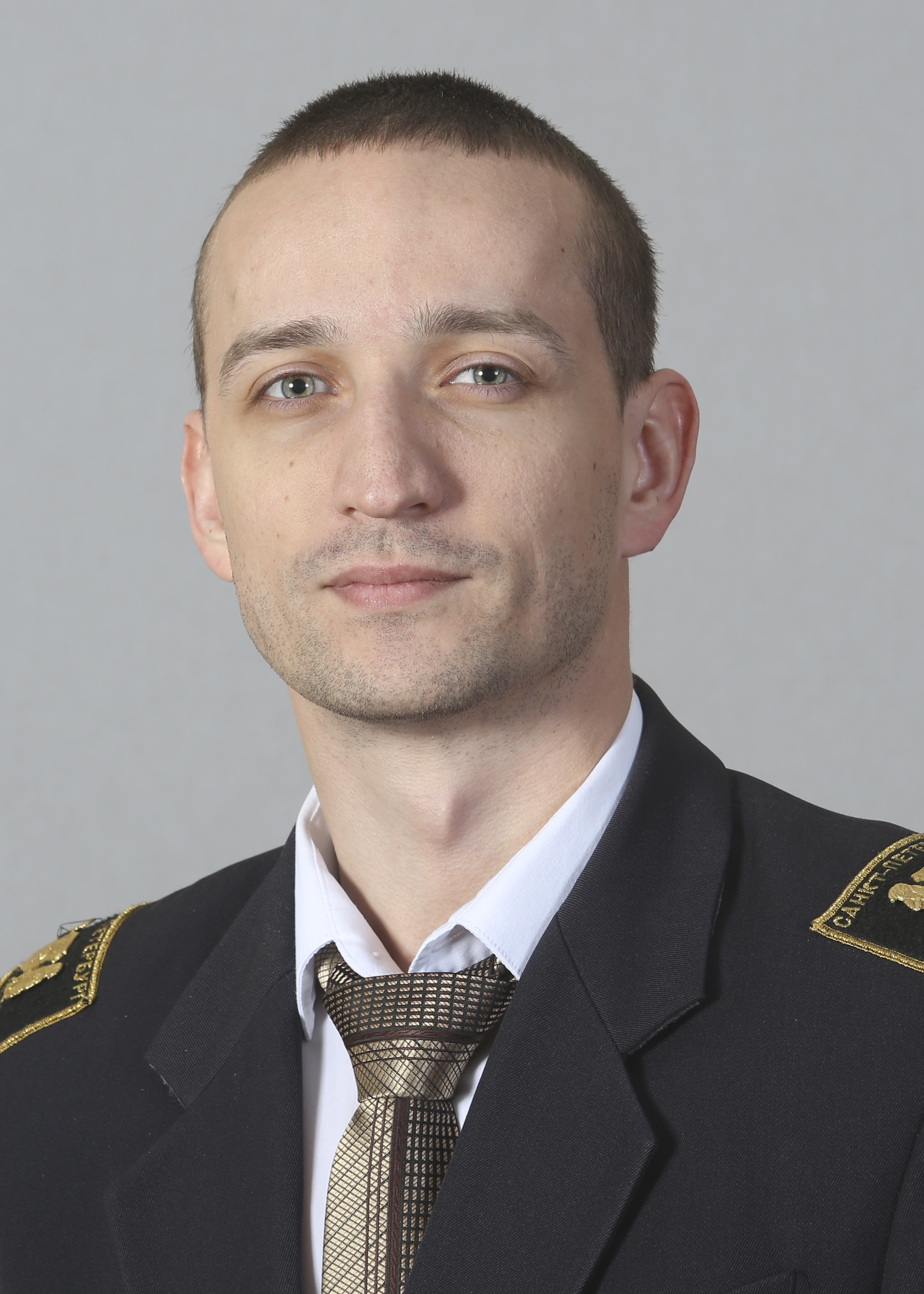 Лейсле Артём Валерьевич