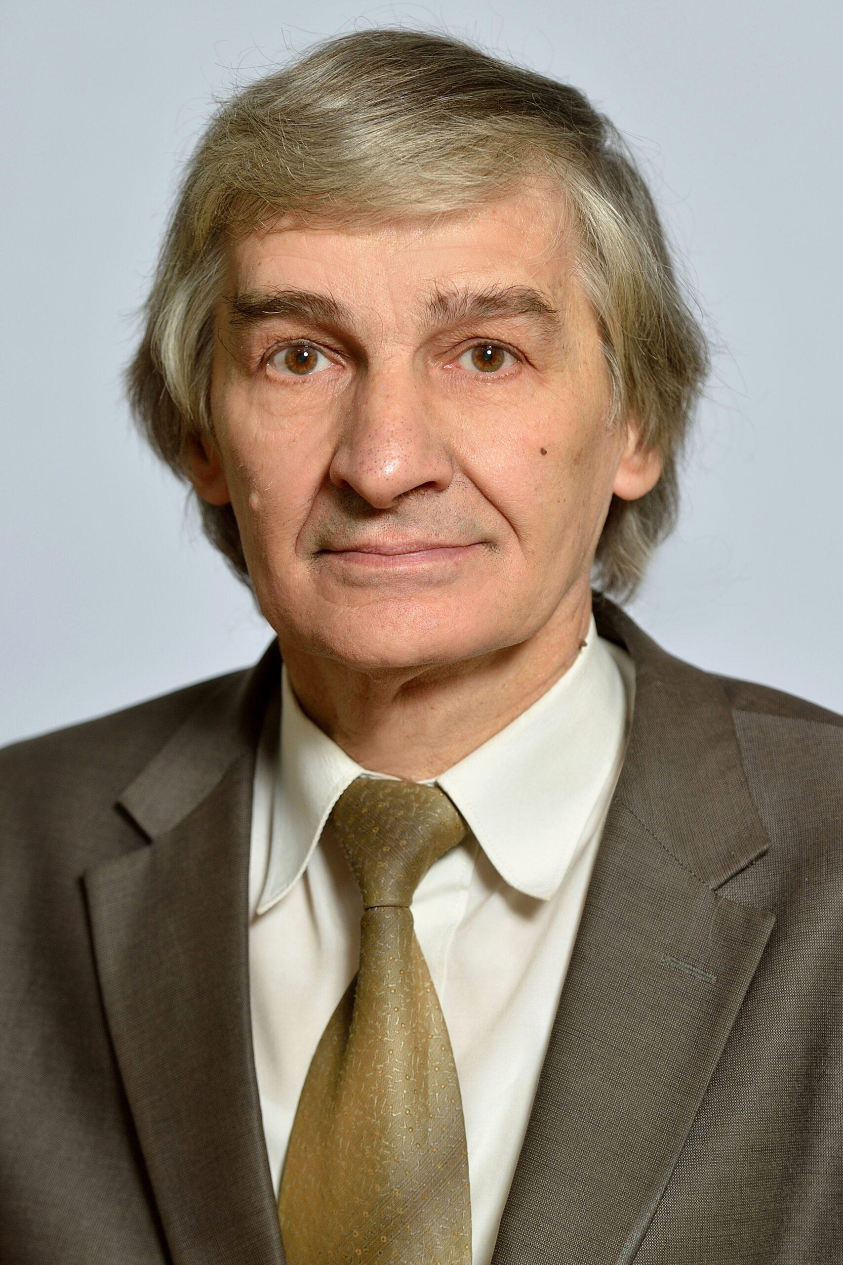 Минаков Владимир Федорович