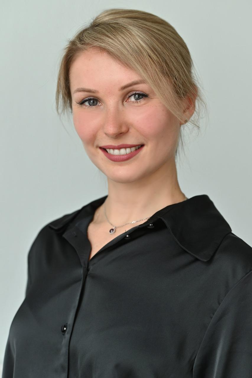 Мельниковская Алёна Олеговна