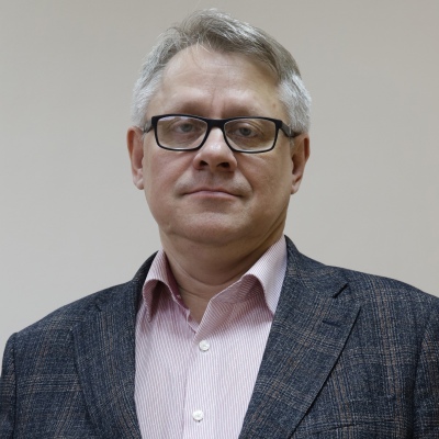 Иванов Аркадий Анатольевич