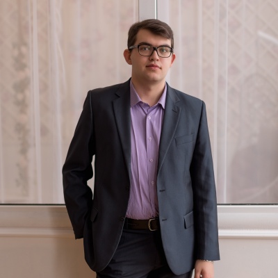 Лавренов Андрей Валерьевич