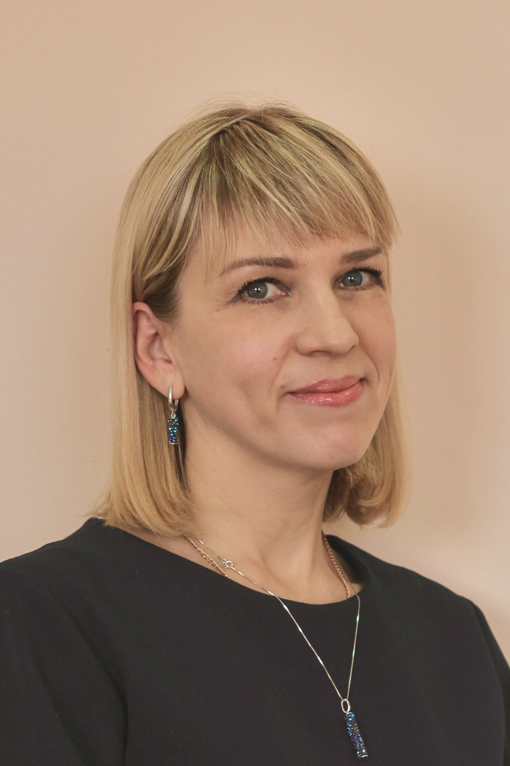 Костюкович Елена Юрьевна