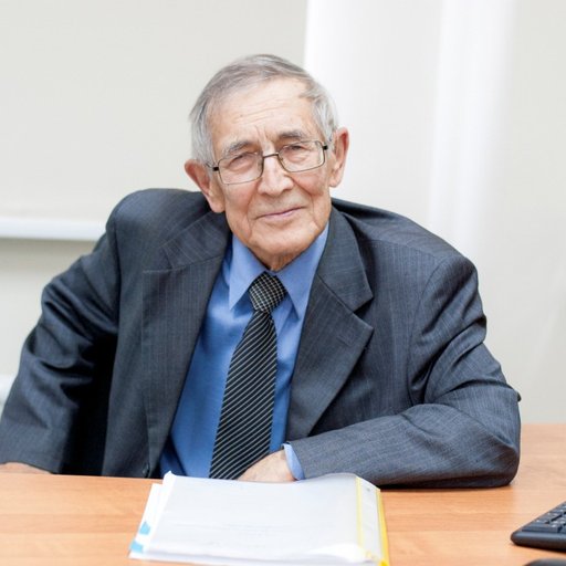 Центров Евгений Емельянович