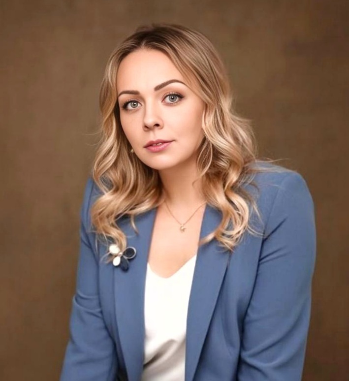 Попова Елена Аркадьевна
