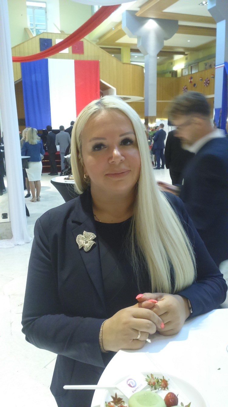 Костикова Юлия Валерьевна