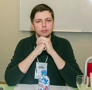 Комолов Олег Олегович