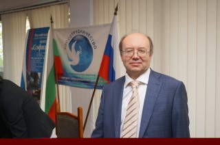 Новоселов Андрей Леонидович