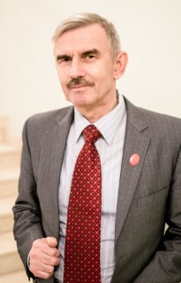Уваров Виктор Дмитриевич